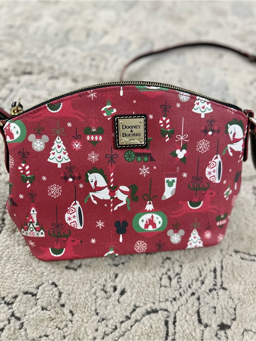 Disney Dooney & Bourke 2019 Holiday Yuletide Christmas Crossbody